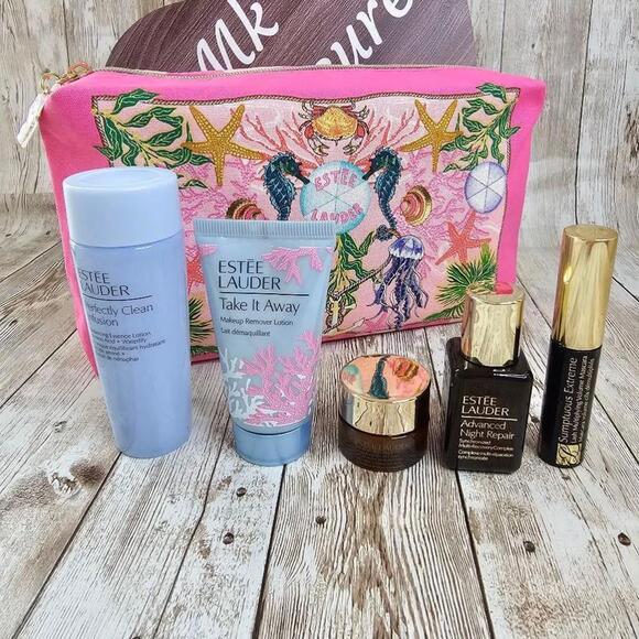 Women's Estee Lauder Set of 6 items, travel size - Picture 1 of 11